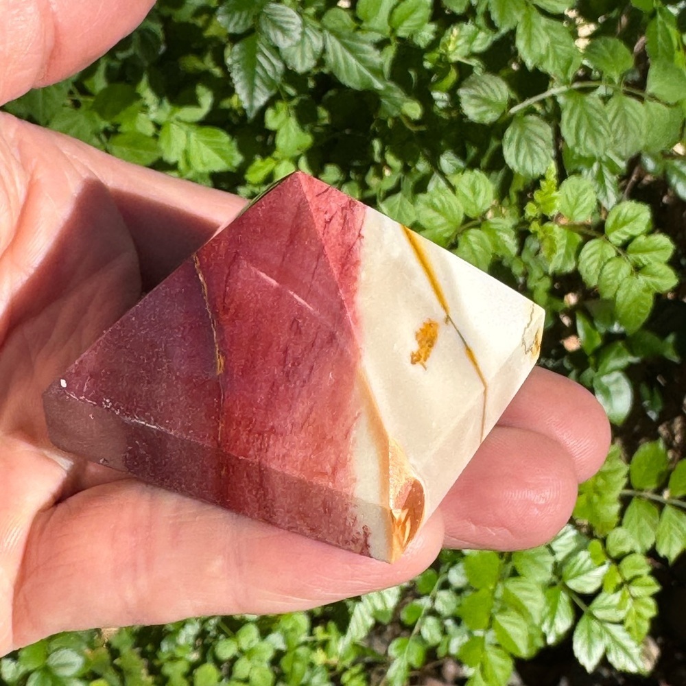 Mookaite Pyramid - Picture 5 of 5